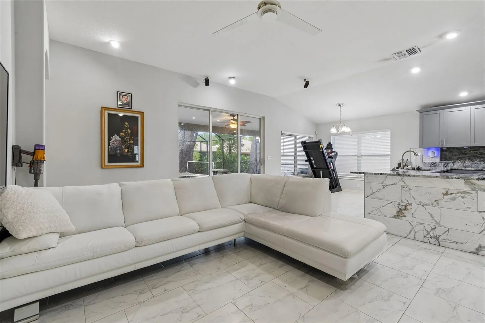 4643 Dunnie Drive Tampa FL 33614