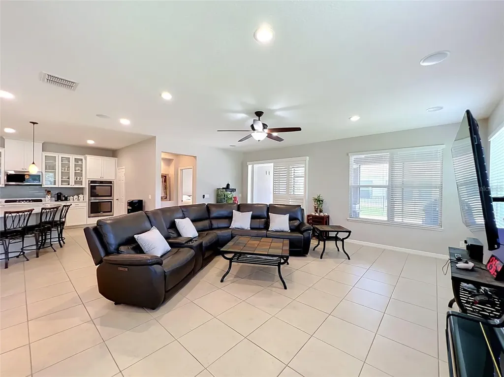 12224 Stone Bark Trail Orlando FL 32824
