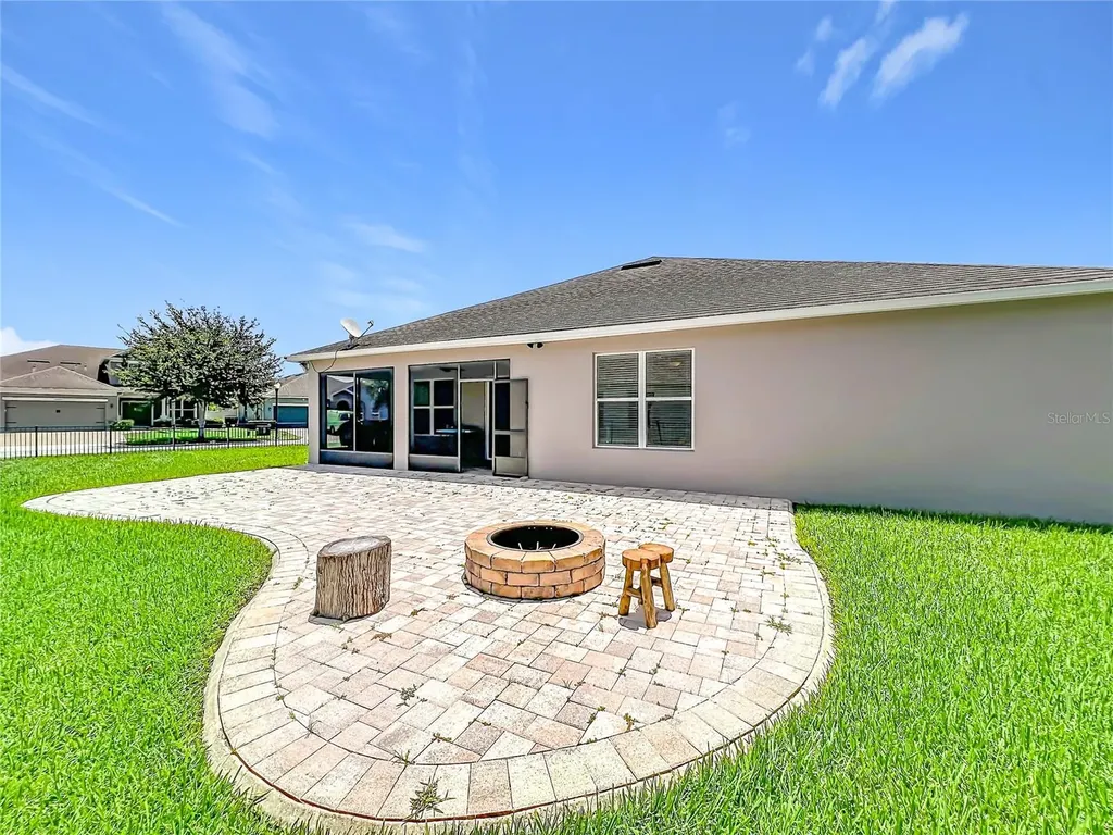 12224 Stone Bark Trail Orlando FL 32824