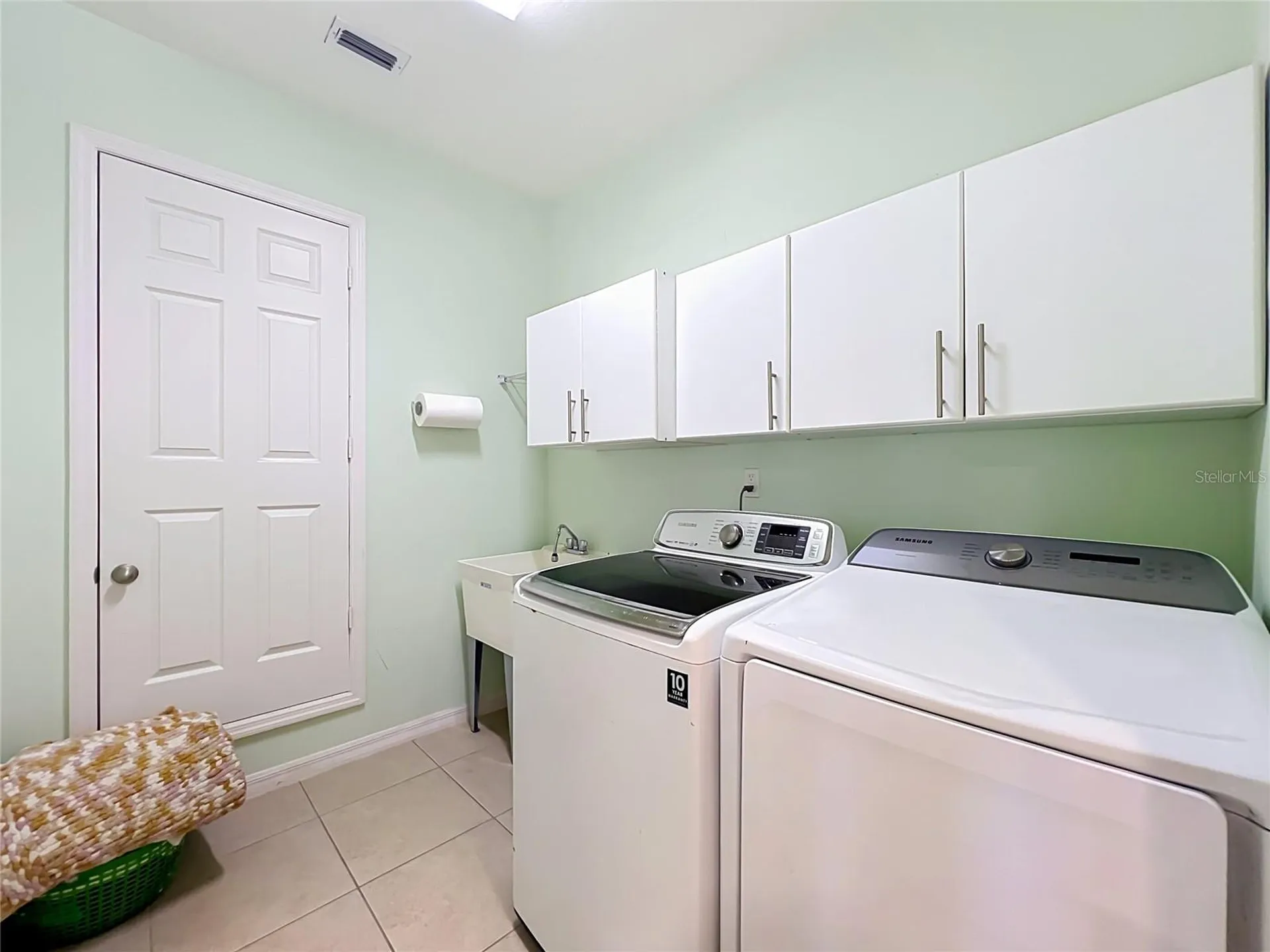 12224 Stone Bark Trail Orlando FL 32824