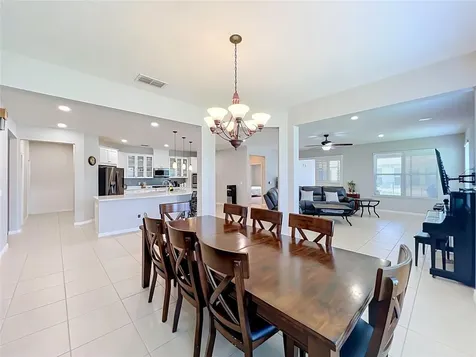 12224 Stone Bark Trail Orlando FL 32824