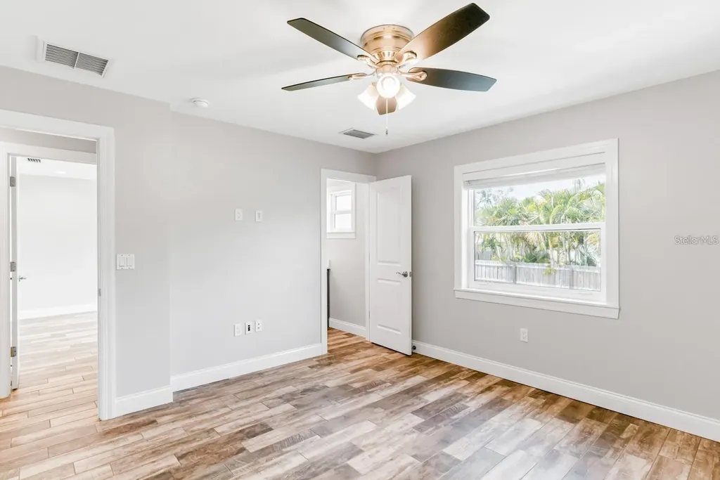 3792 Arkansas Avenue NE St Petersburg FL 33703