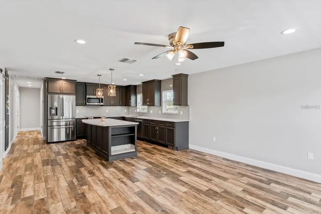 3792 Arkansas Avenue NE St Petersburg FL 33703