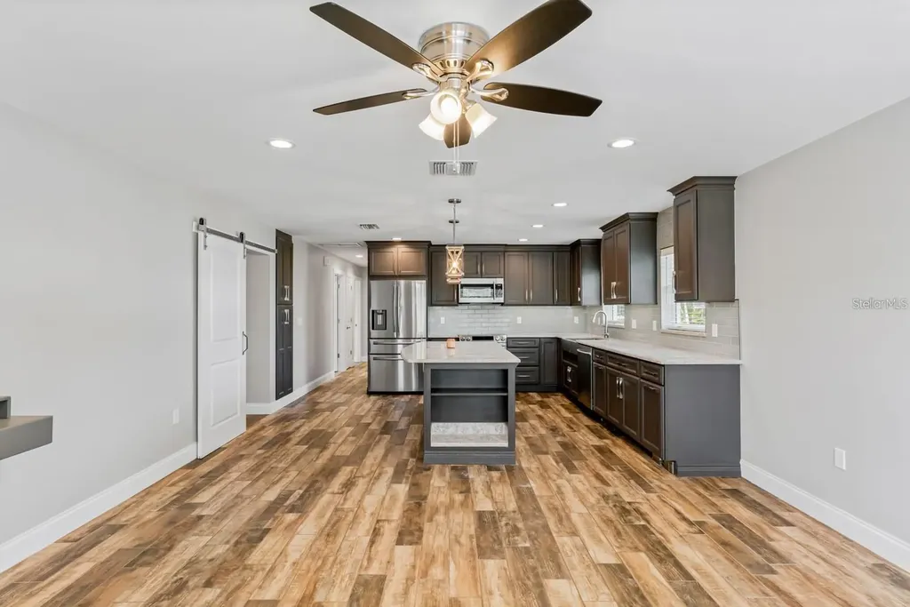 3792 Arkansas Avenue NE St Petersburg FL 33703