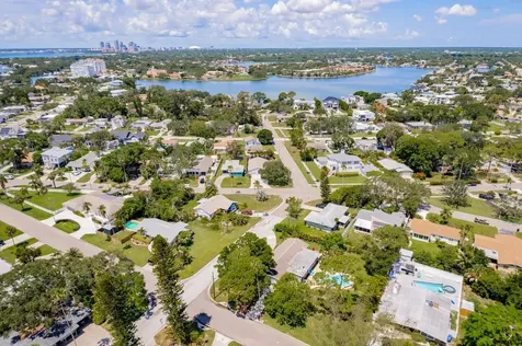 3792 Arkansas Avenue NE St Petersburg FL 33703
