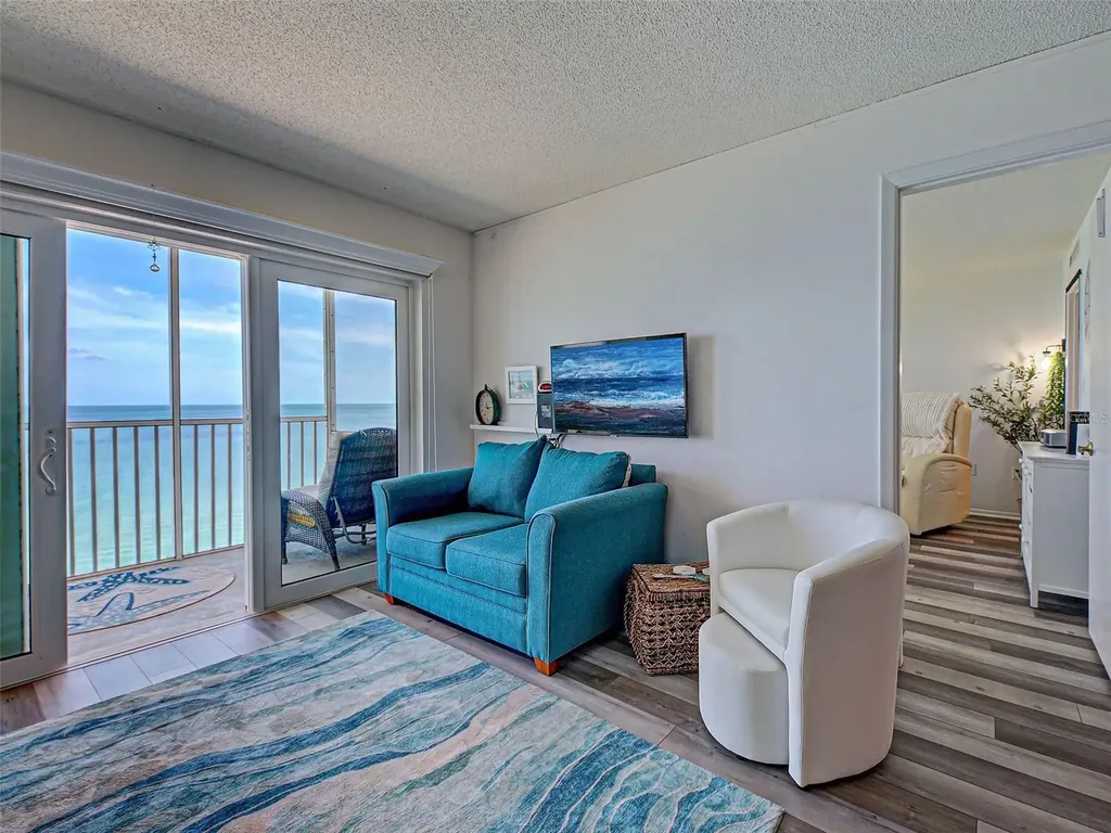 633 Alhambra Road Venice FL 34285