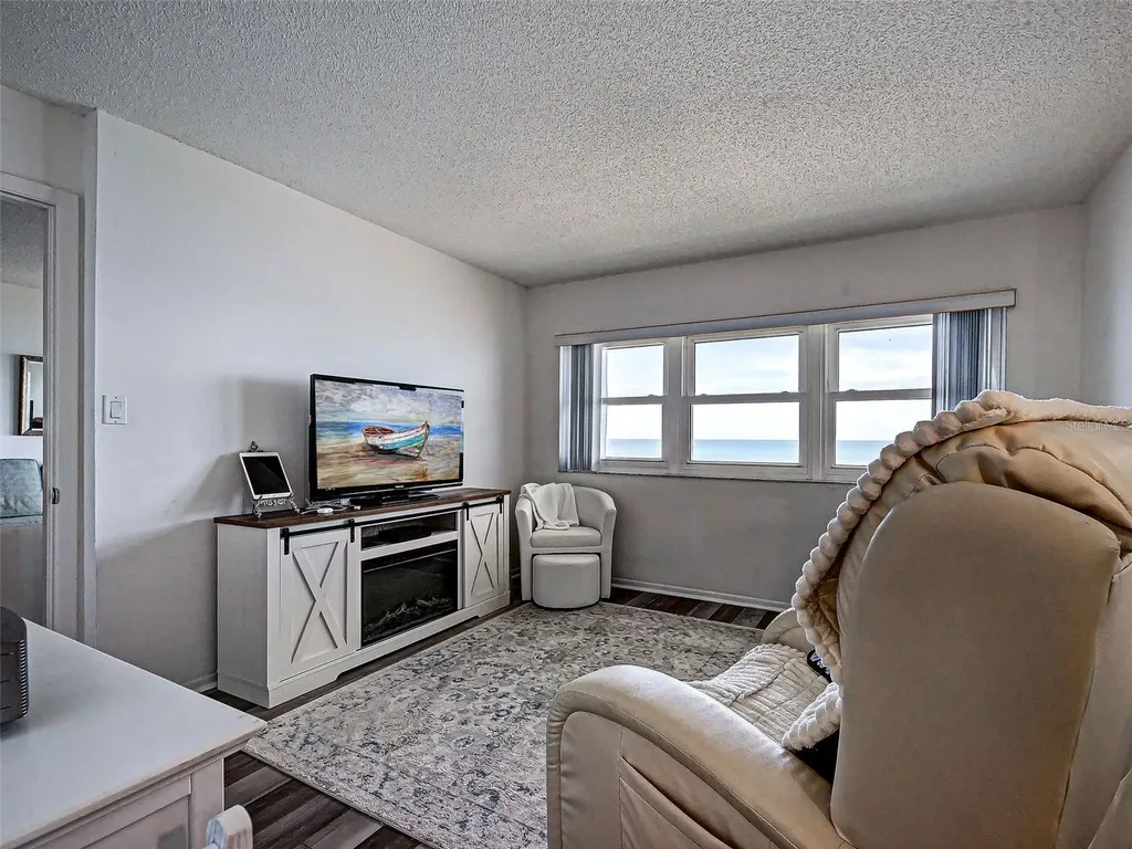 633 Alhambra Road Venice FL 34285