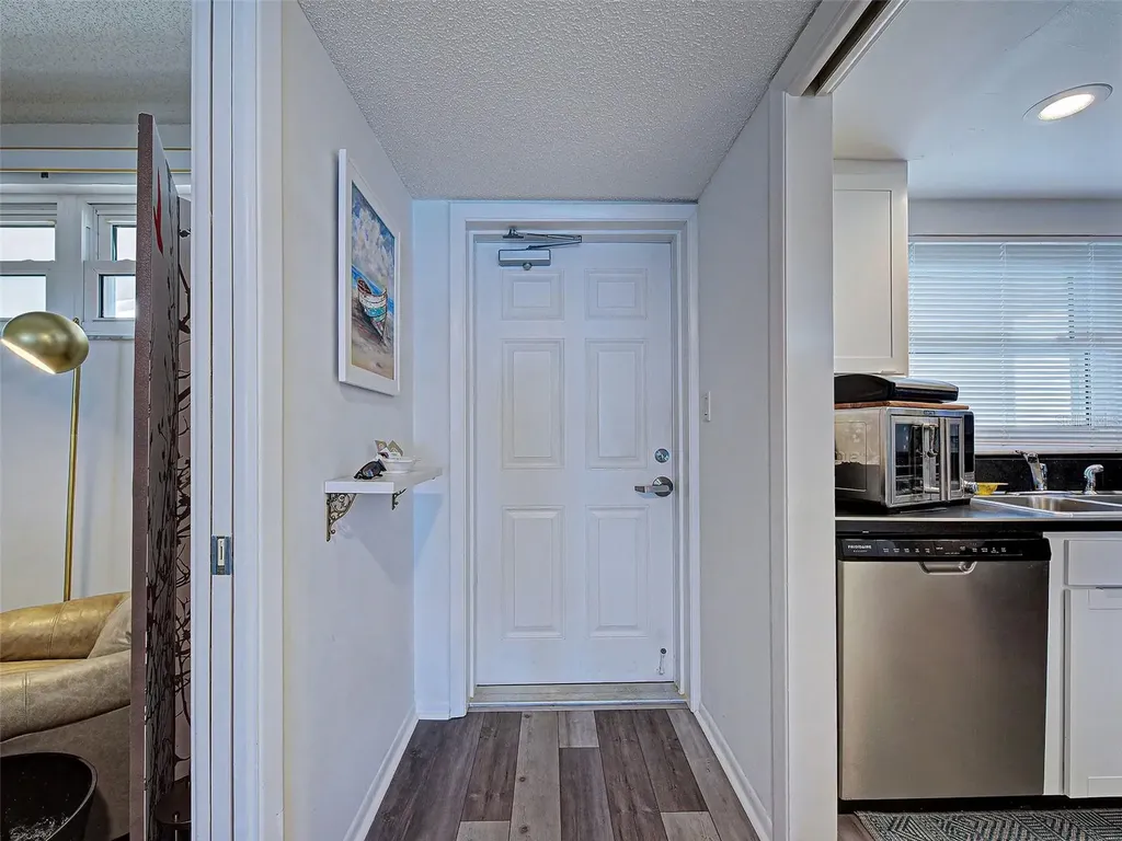 633 Alhambra Road Venice FL 34285