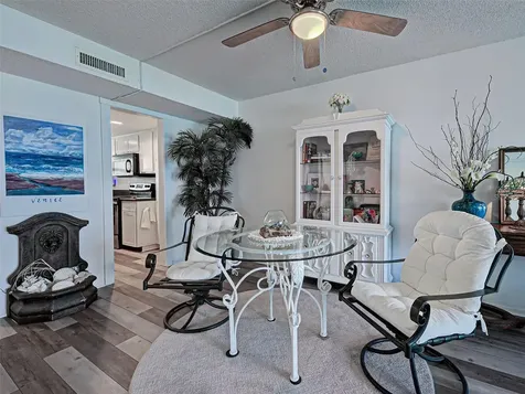 633 Alhambra Road Venice FL 34285