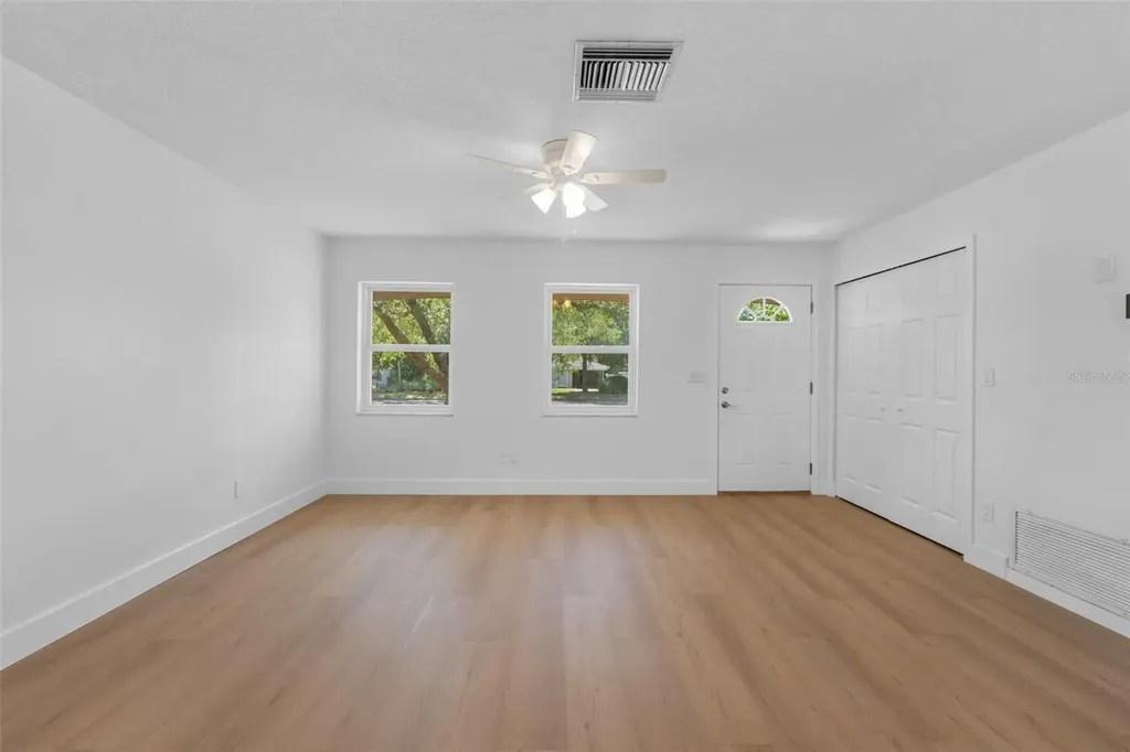 1524 Providence Boulevard Deltona FL 32725