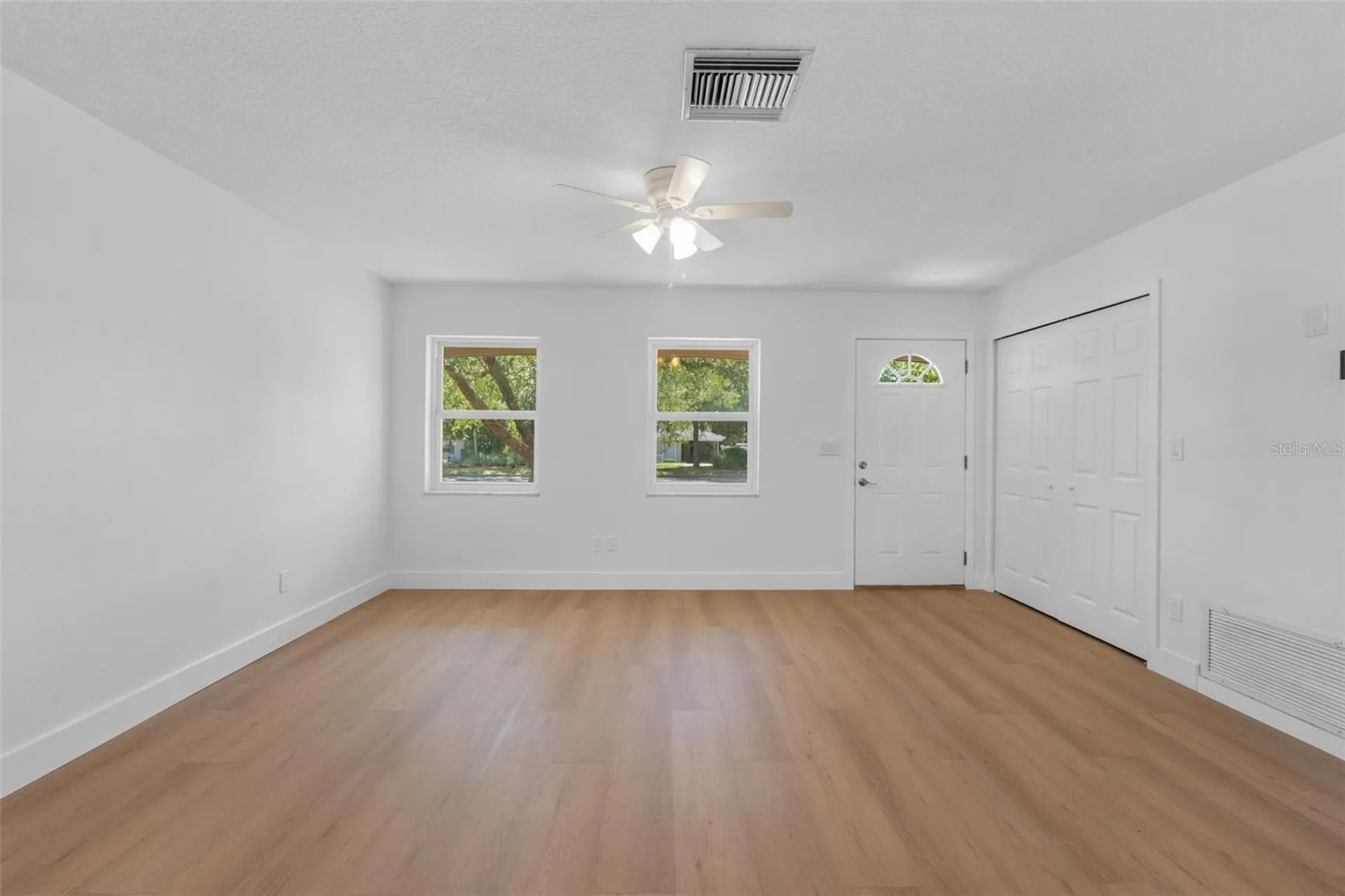 1524 Providence Boulevard Deltona FL 32725