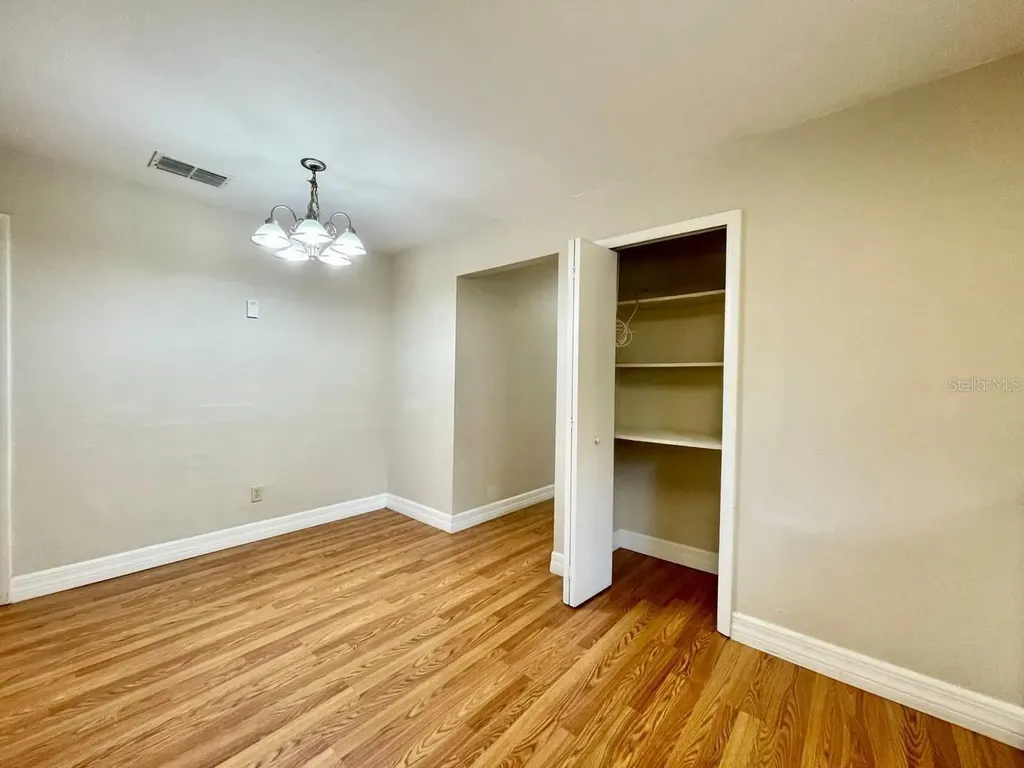 6726 N 11th Street Tampa FL 33604