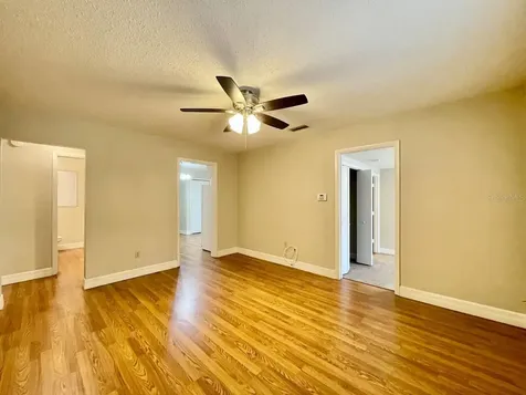 6726 N 11th Street Tampa FL 33604