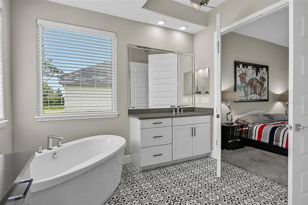 38 New Leatherwood Drive Palm Coast FL 32137