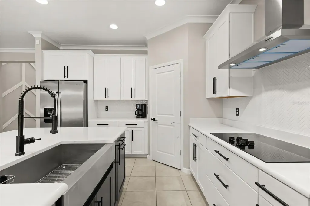 726 Porter Rye Avenue Debary FL 32713