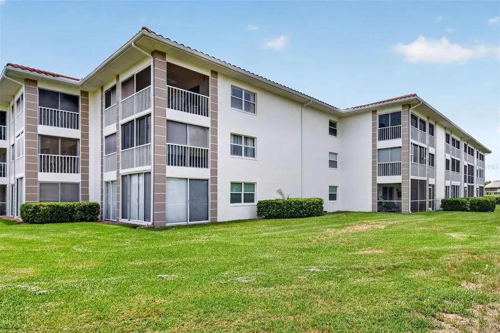 6505 Stone River Road Bradenton FL 34203