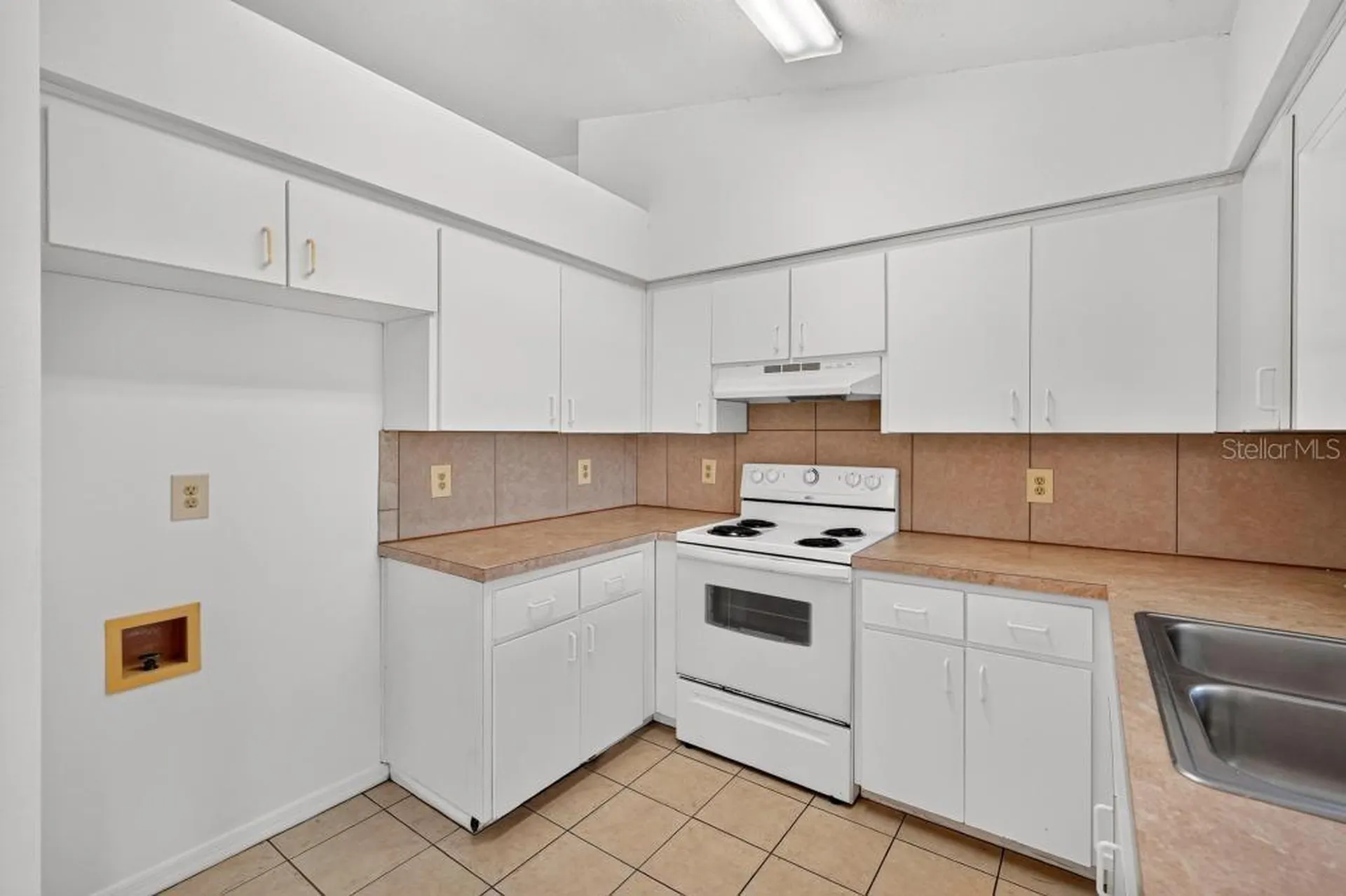57 Cayman Circle Umatilla FL 32784