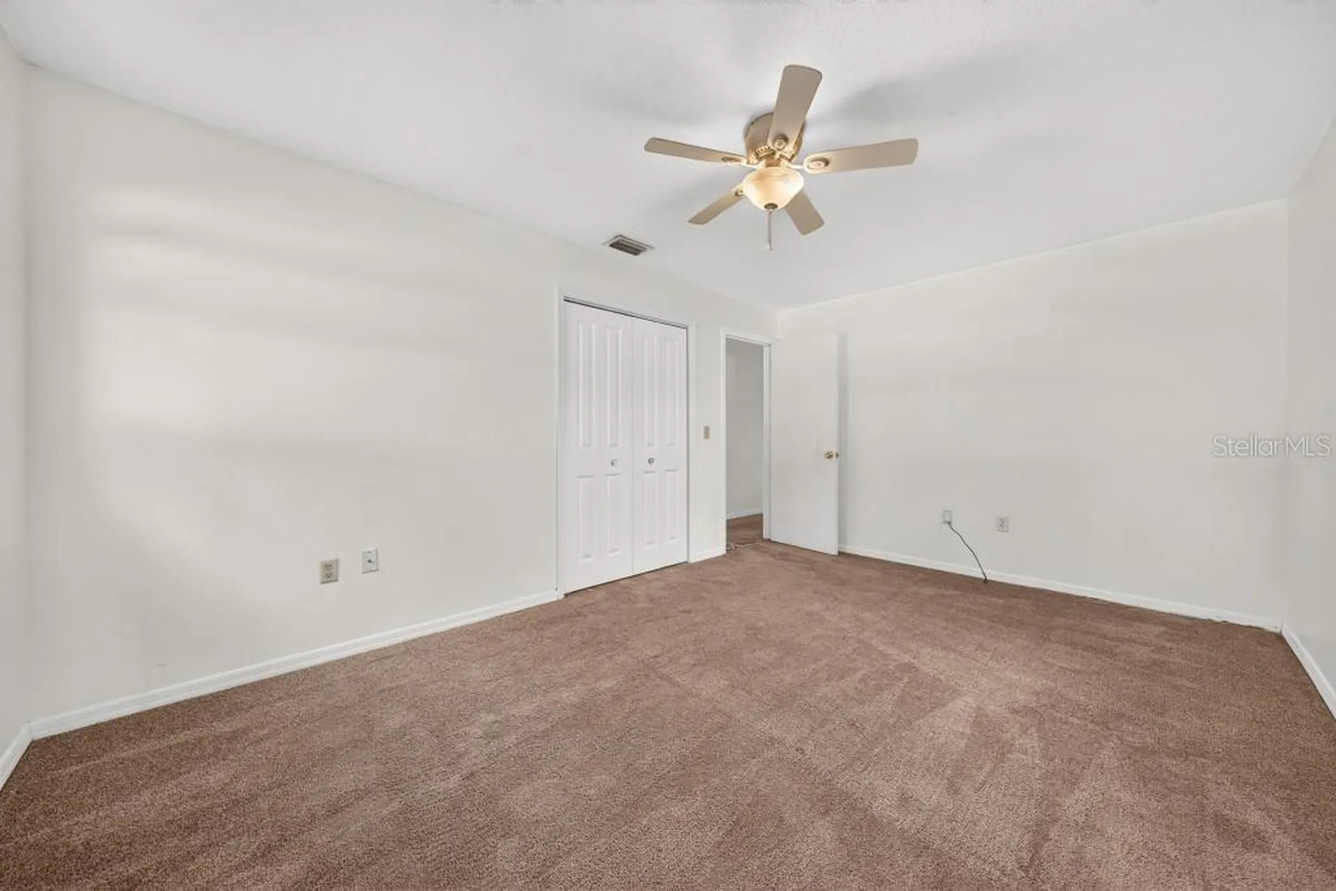 57 Cayman Circle Umatilla FL 32784