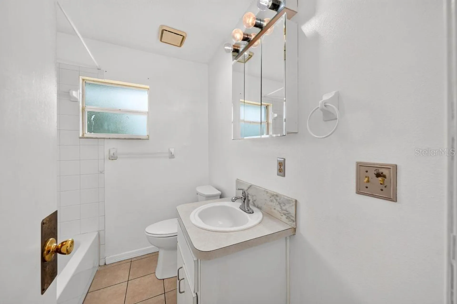57 Cayman Circle Umatilla FL 32784