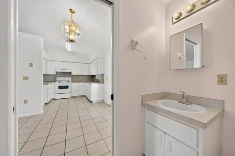 57 Cayman Circle Umatilla FL 32784