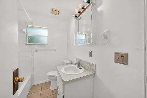 57 Cayman Circle Umatilla FL 32784