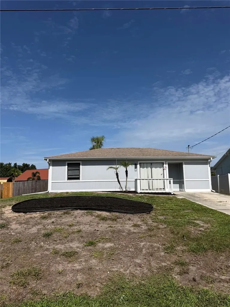 11748 Oceanspray Boulevard Englewood FL 34224