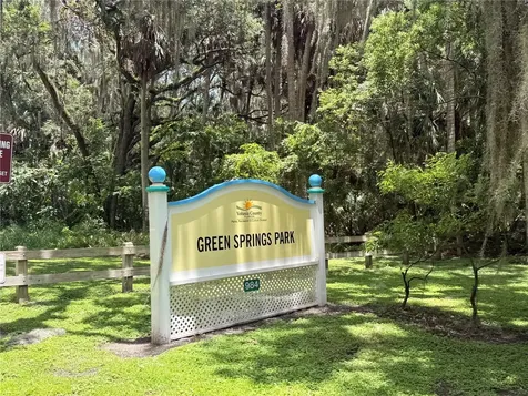 100 Sweetgum Woods Court Deltona FL 32725