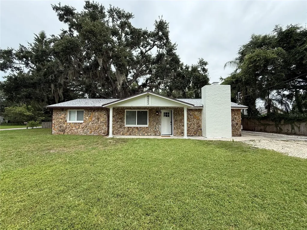 3019 Lloyd Drive Holiday FL 34691