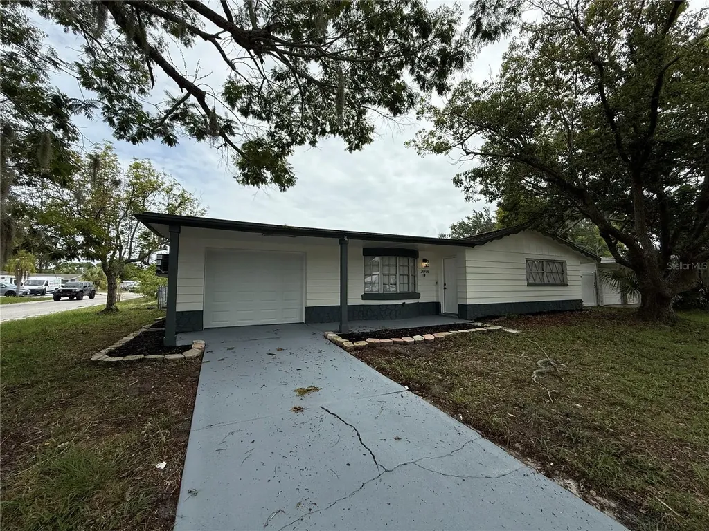3019 Lloyd Drive Holiday FL 34691