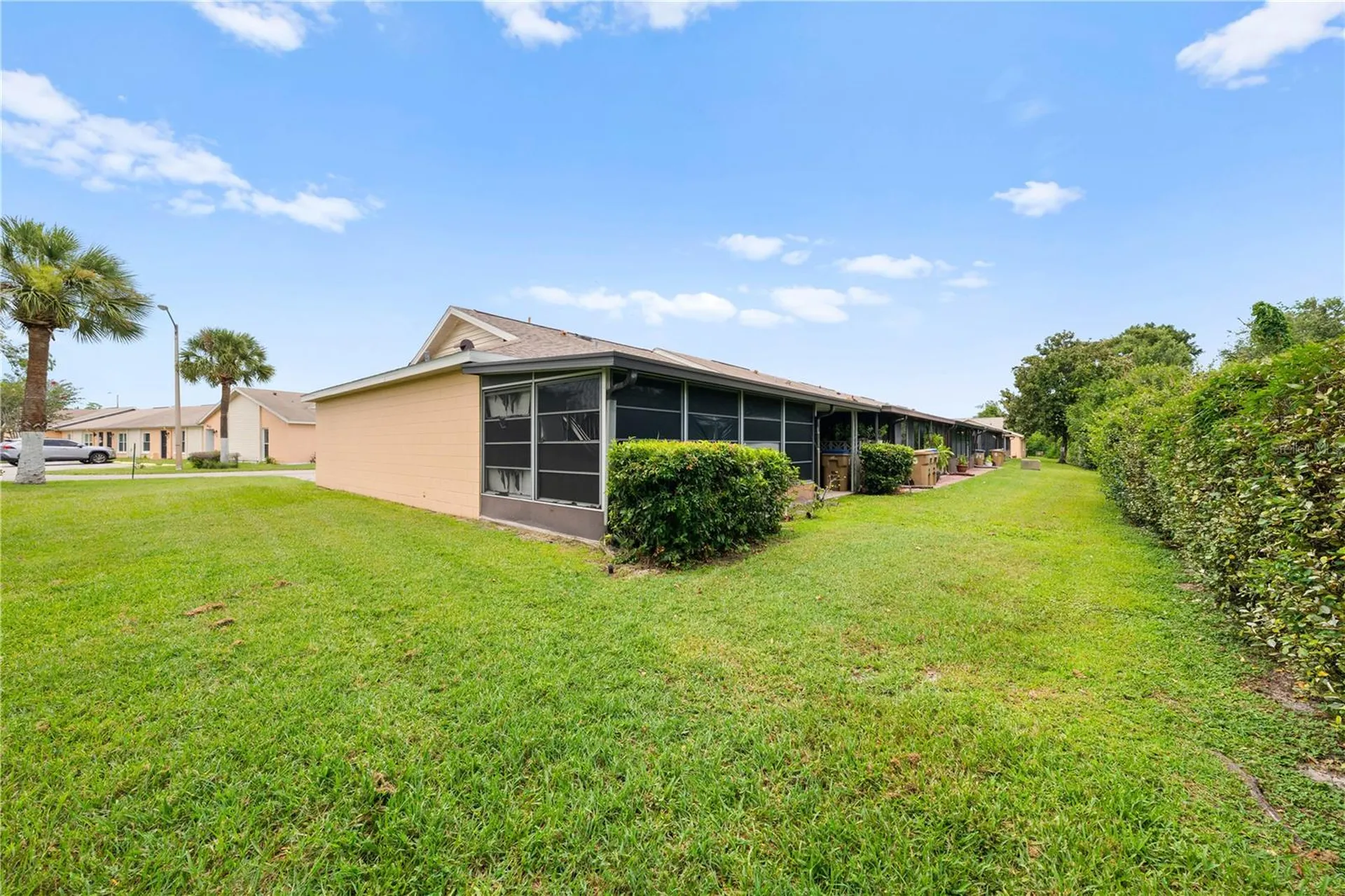 59 E Country Cove Kissimmee FL 34741