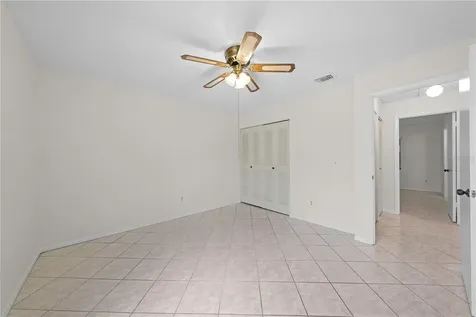 59 E Country Cove Kissimmee FL 34743