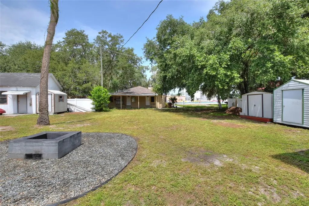 204 NE 1st Avenue Mulberry FL 33860