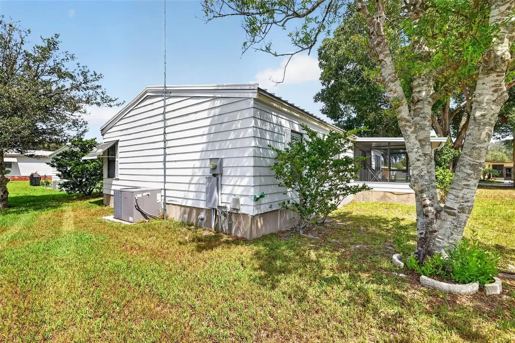 724 Jason Drive The Villages FL 32159
