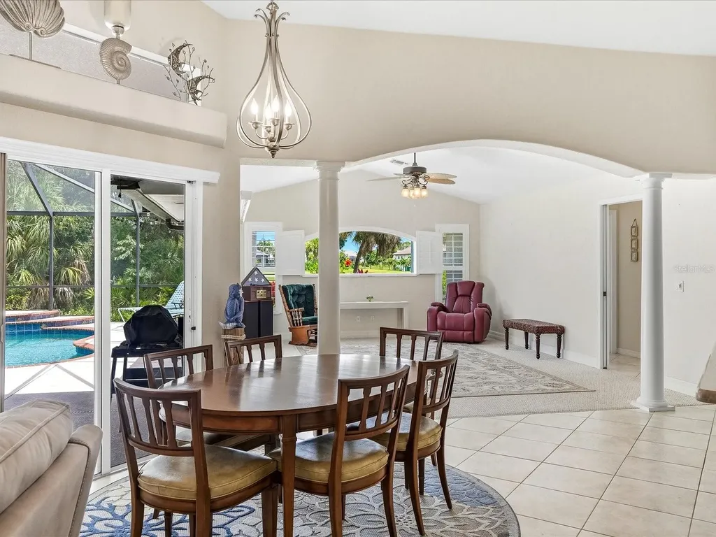 61 Pine Valley Court Rotonda West FL 33947