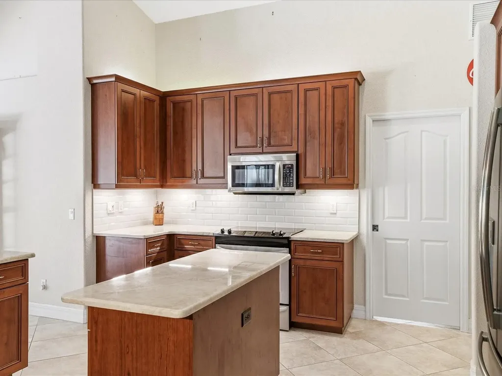 61 Pine Valley Court Rotonda West FL 33947