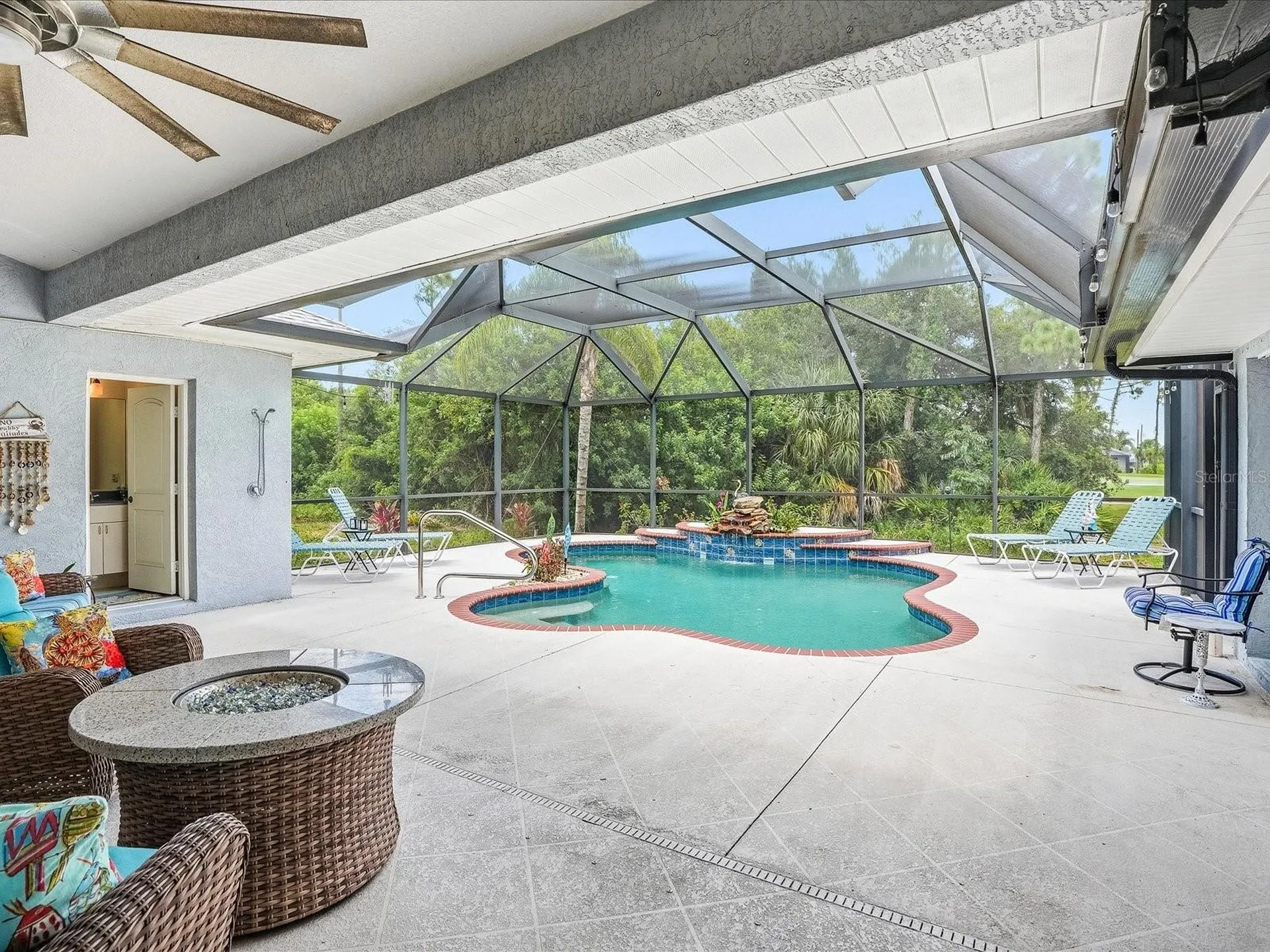 61 Pine Valley Court Rotonda West FL 33947