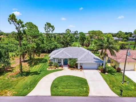 61 Pine Valley Court Rotonda West FL 33947
