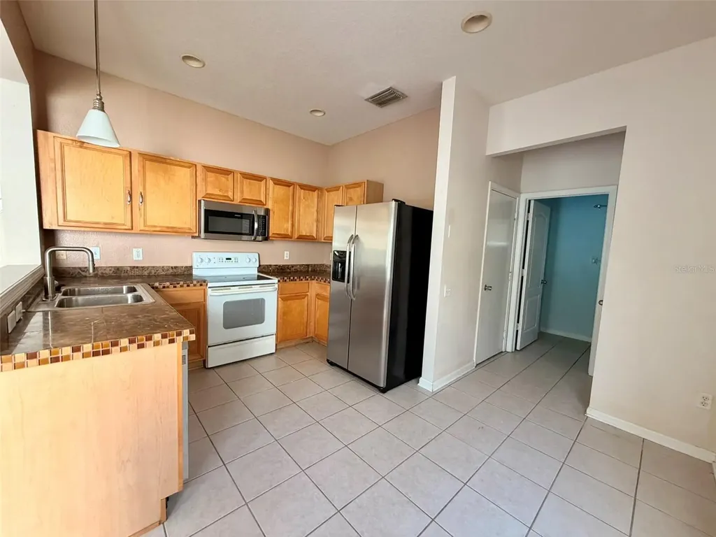 26613 Castleview Way Wesley Chapel FL 33544