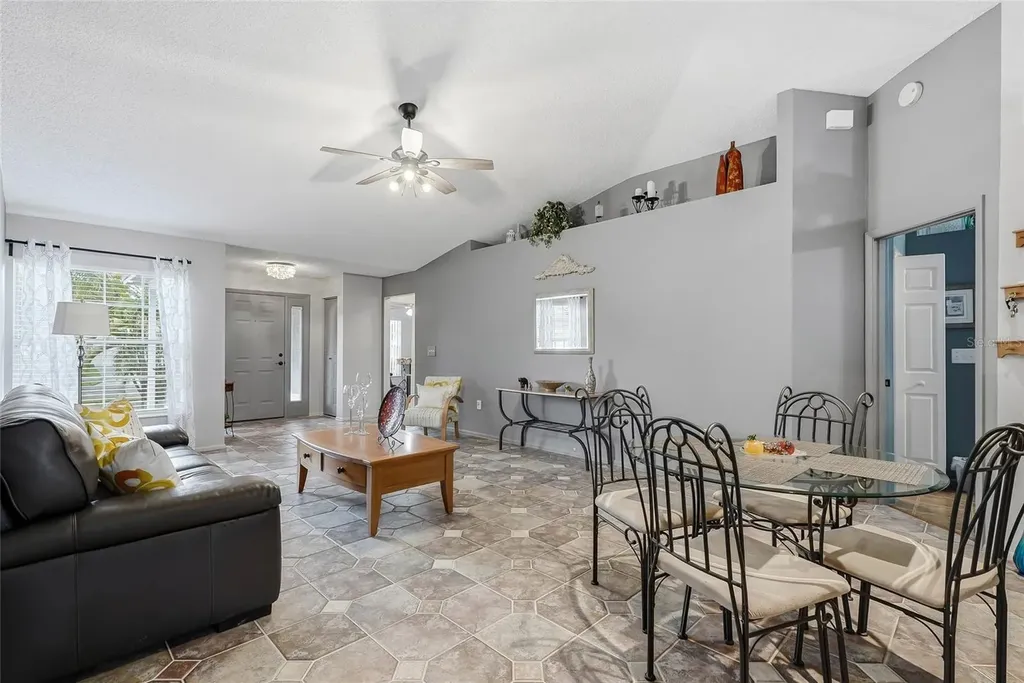 11026 Streamside Drive Tampa FL 33624