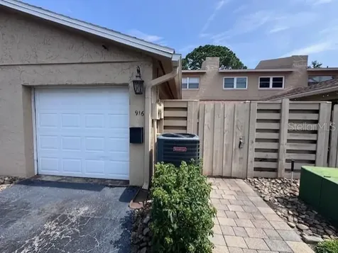 916 Park Lake Circle Maitland FL 32751