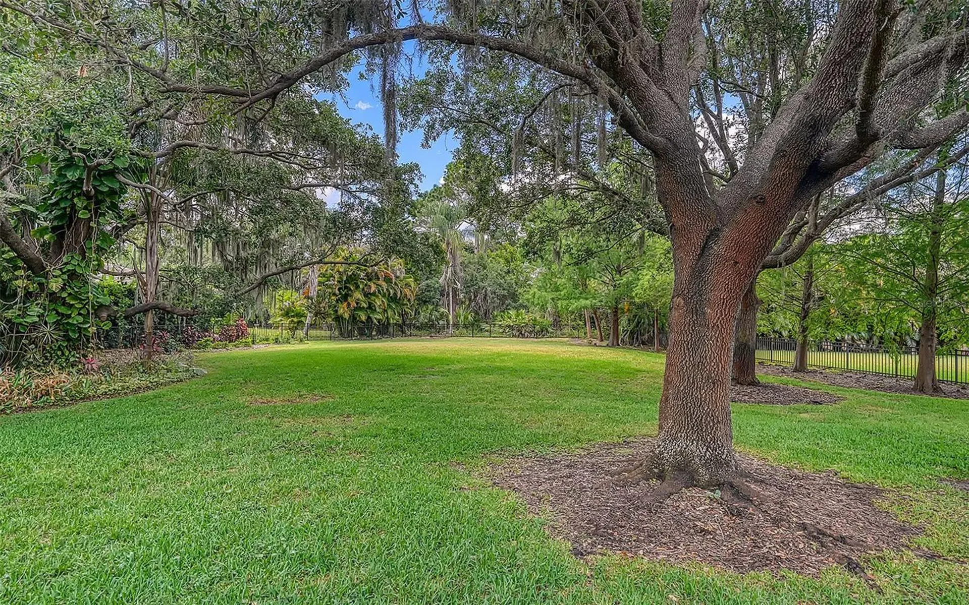 1109 Delacroix Circle Nokomis FL 34275