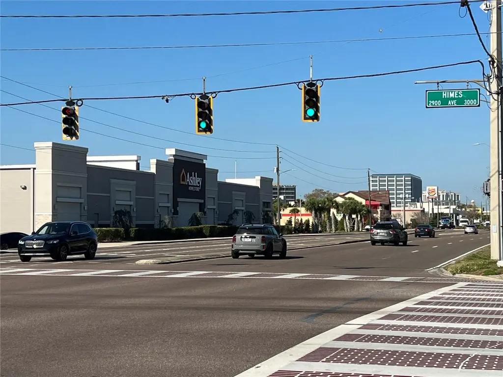 2910 N Himes Avenue Tampa FL 33607
