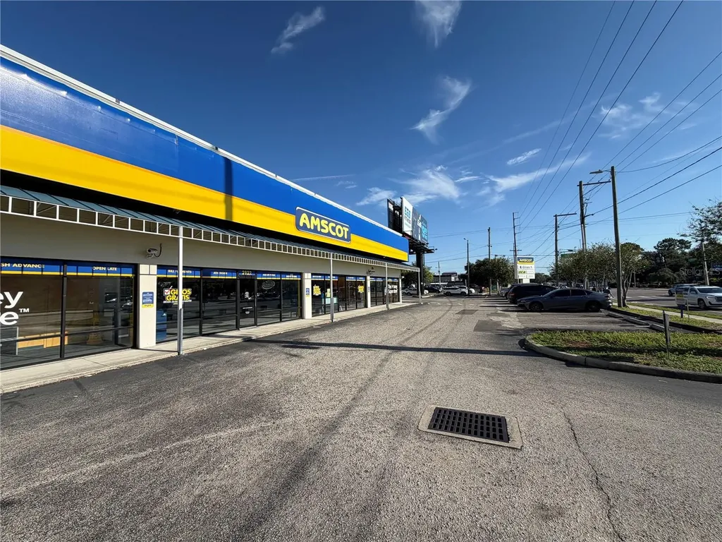 2910 N Himes Avenue Tampa FL 33607