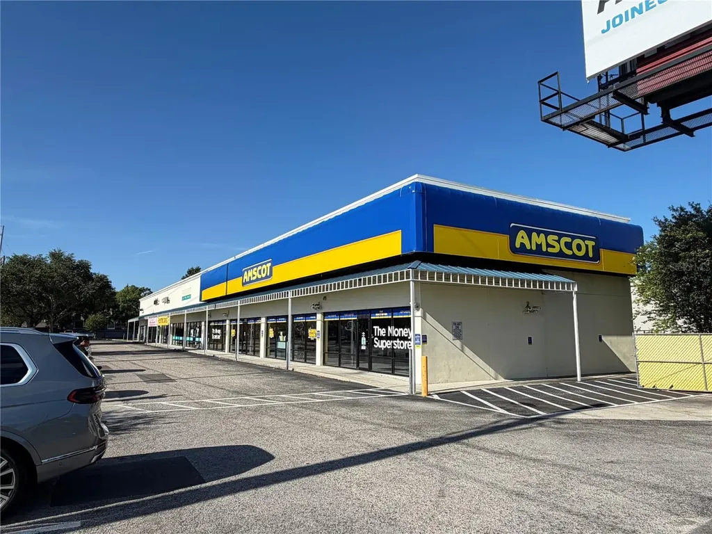 2910 N Himes Avenue Tampa FL 33607