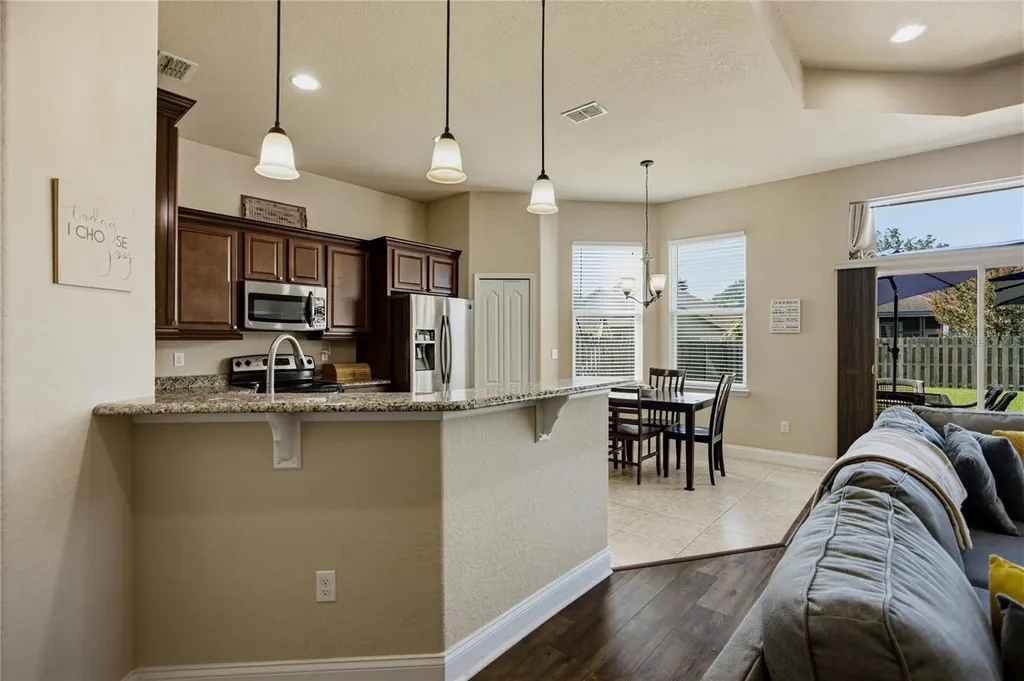 14617 NW 27th Place Newberry FL 32669