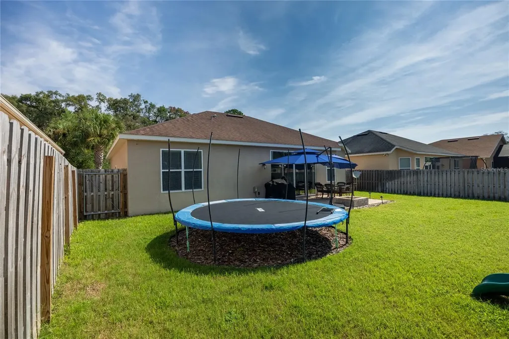 14617 NW 27th Place Newberry FL 32669