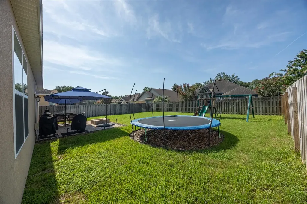 14617 NW 27th Place Newberry FL 32669