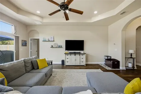 14617 NW 27th Place Newberry FL 32669