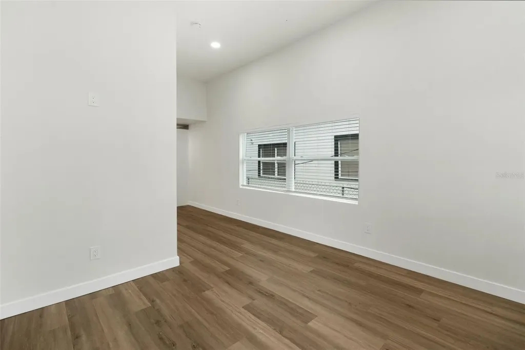 2329 W Beach Street Tampa FL 33607