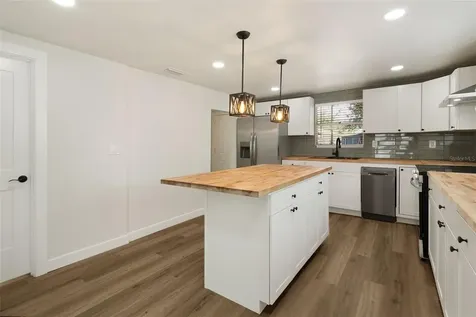 2329 W Beach Street Tampa FL 33607